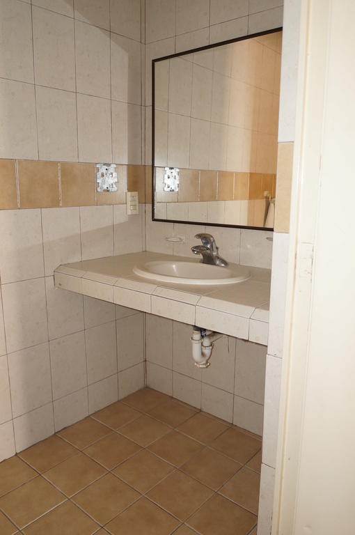 Maria Luisa Inn & Suites Juarez  Стая снимка
