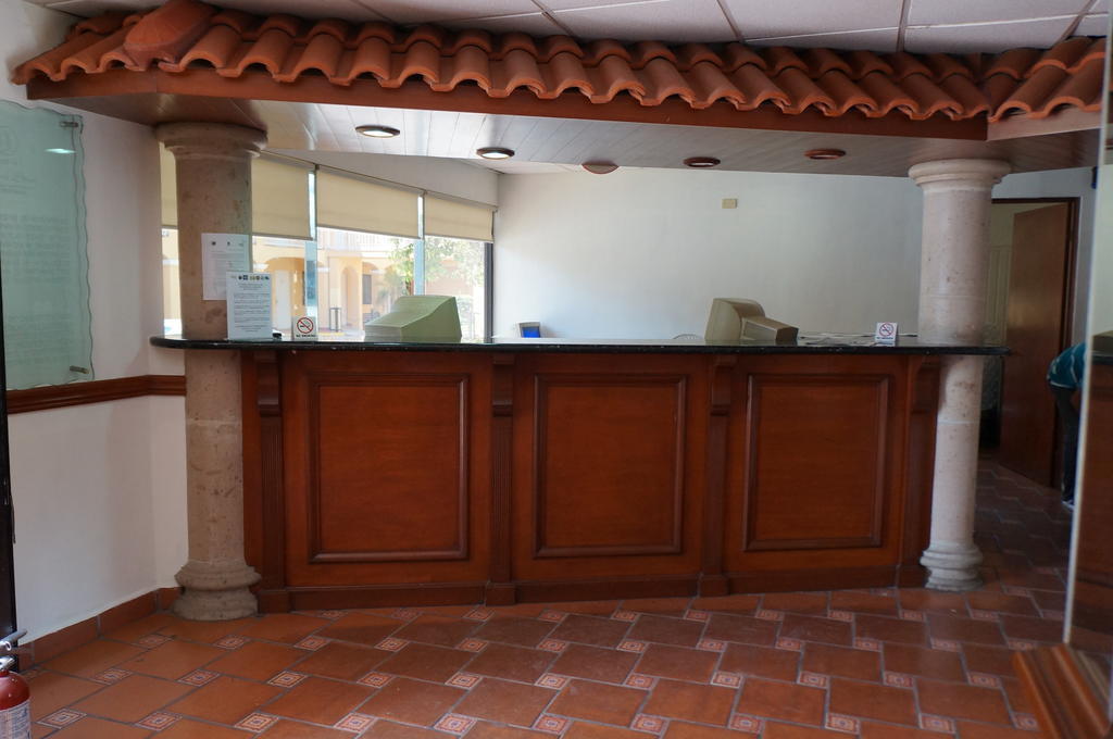 Maria Luisa Inn & Suites Juarez  Екстериор снимка